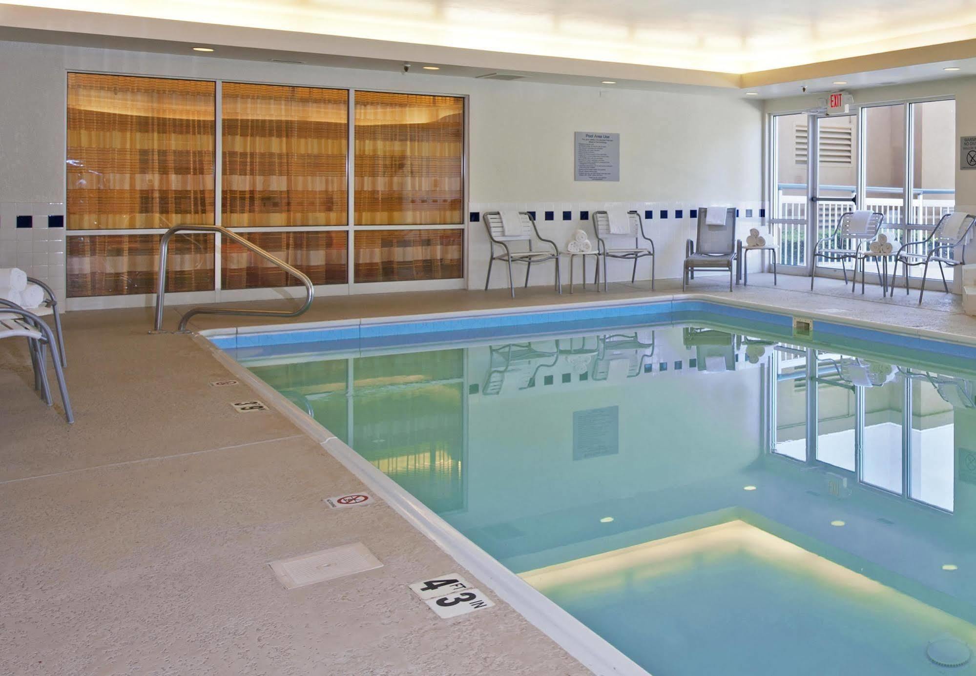 Fairfield Inn & Suites By Marriott Chicago Naperville Exteriör bild