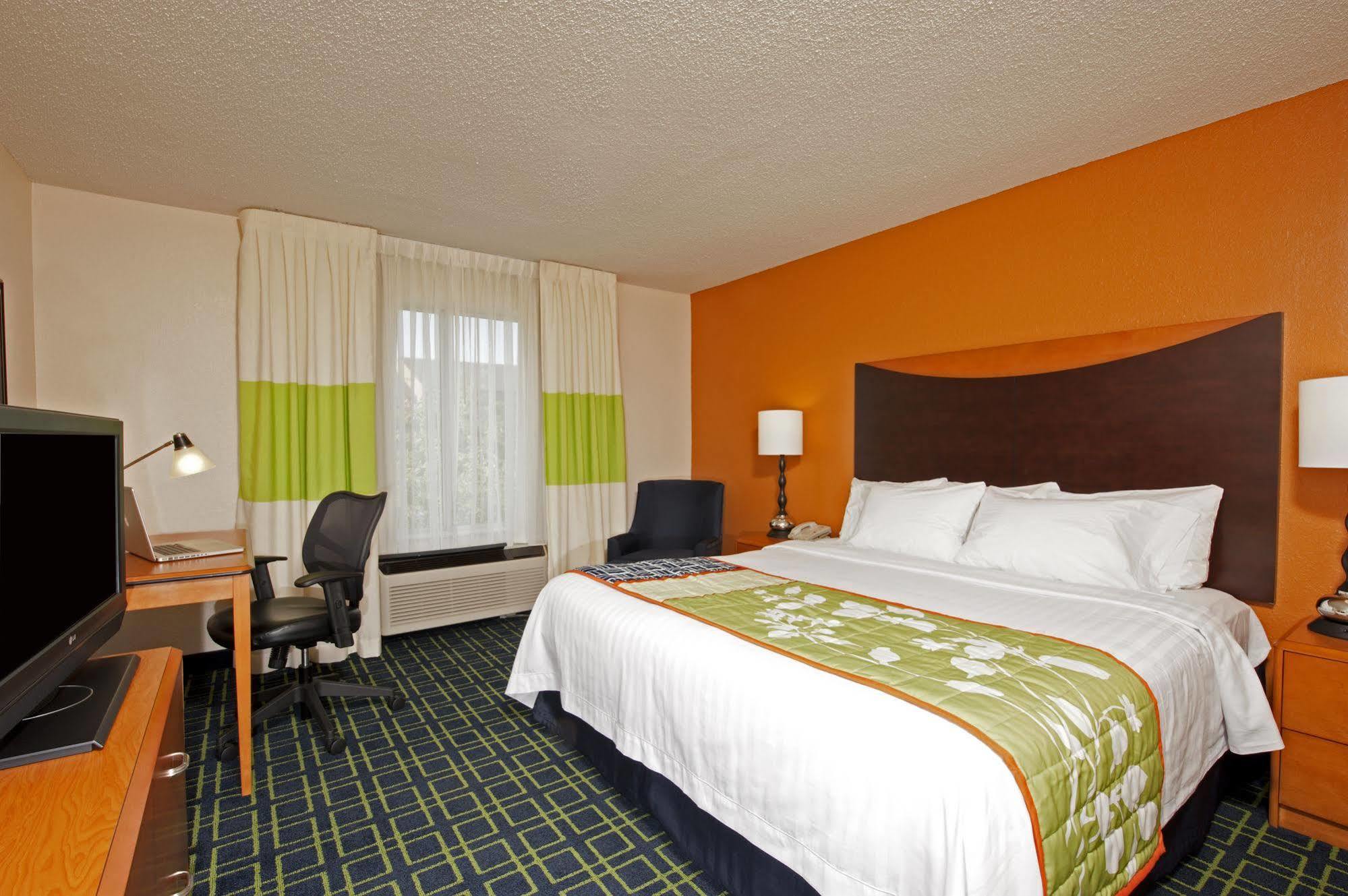 Fairfield Inn & Suites By Marriott Chicago Naperville Exteriör bild